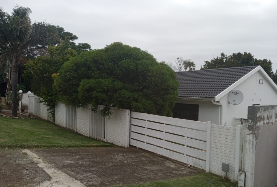 3 Bedroom Property for Sale in Beacon Bay Eastern Cape
